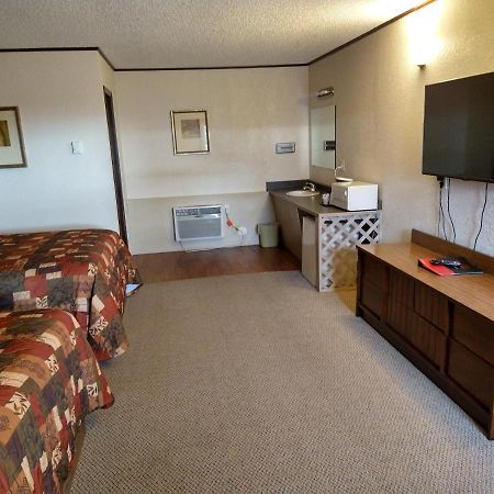 Budget Host 4U Motel Bowman Exterior foto